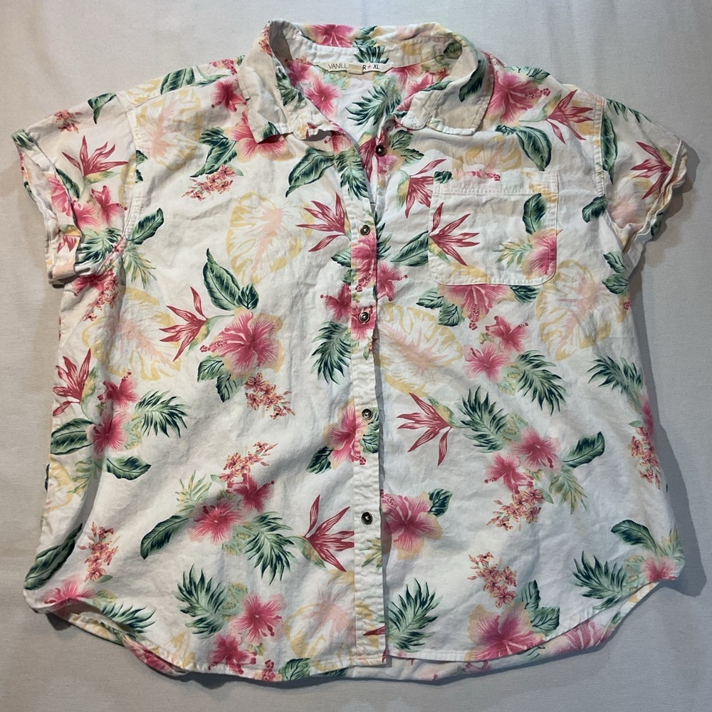Vanilla Star Womens Floral Tropical White/Green/Pink Short Sleeve Button-Up‎ XL